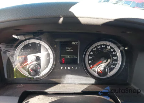 2014 Ram 1500 Tradesman из США, поврежденный, VIN 1C6RR6FGXES326671